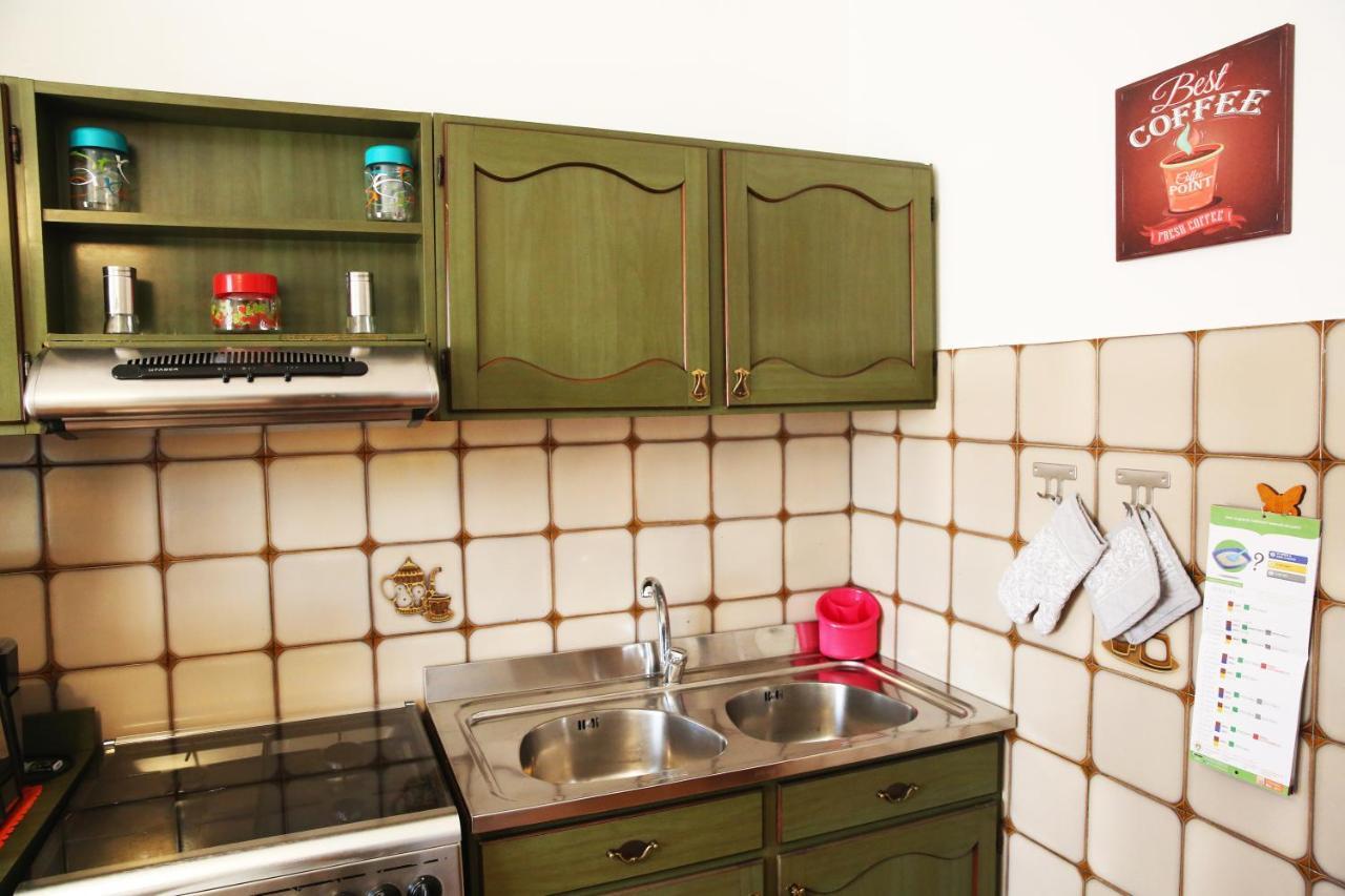 Appartamento Delle Rose Sesto Calende Ngoại thất bức ảnh
